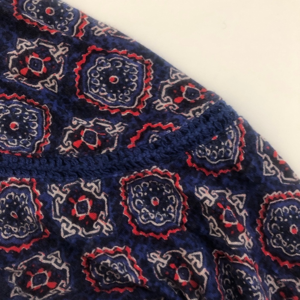 Lucky Brand M Top Blue Coral Pink Design soft stretchy elastic sleeve cuff - Picture 5 of 14